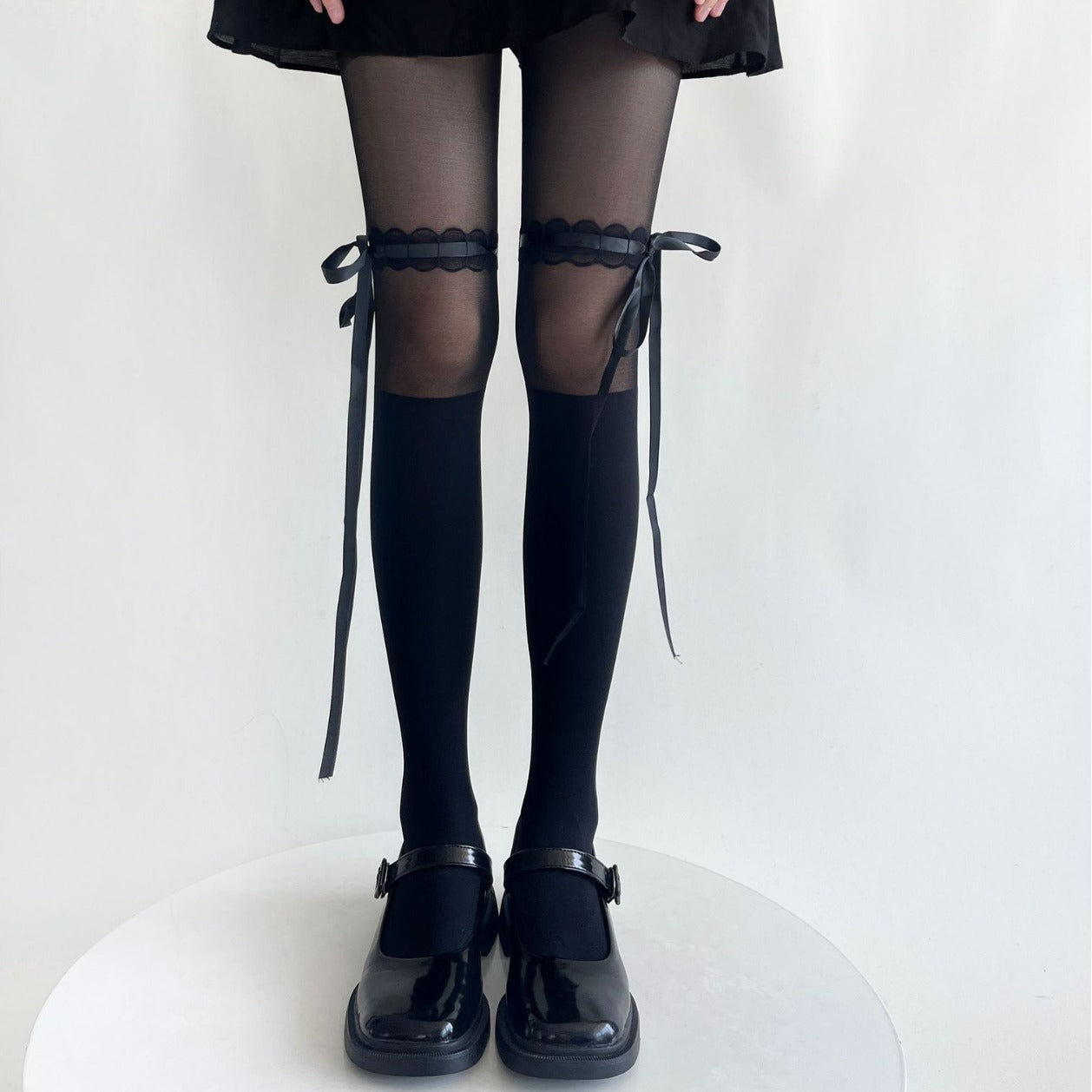 ロリータ レース セクシー アニメ 日本のストッキング