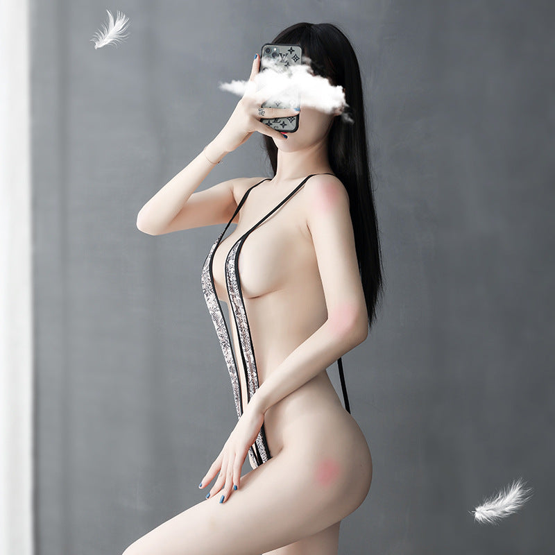 日本のセクシーなアニメのセクシーなランジェリー - アニメオープン