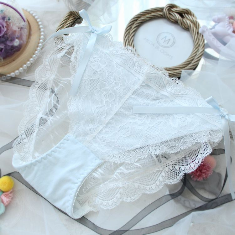 透け感のあるキャンディカラーのレースがキュートなレースのスウィーティーチーキーパンティー