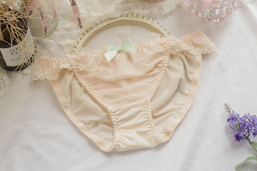 4pcs- Sofyee Kawaii Pastel Sweet White Kiss Me Panty