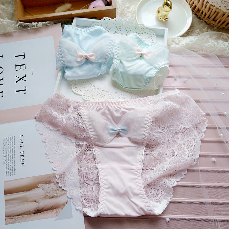 4pcs-Kawaii Cheekie Pastel Sweet White Kiss Me Panty