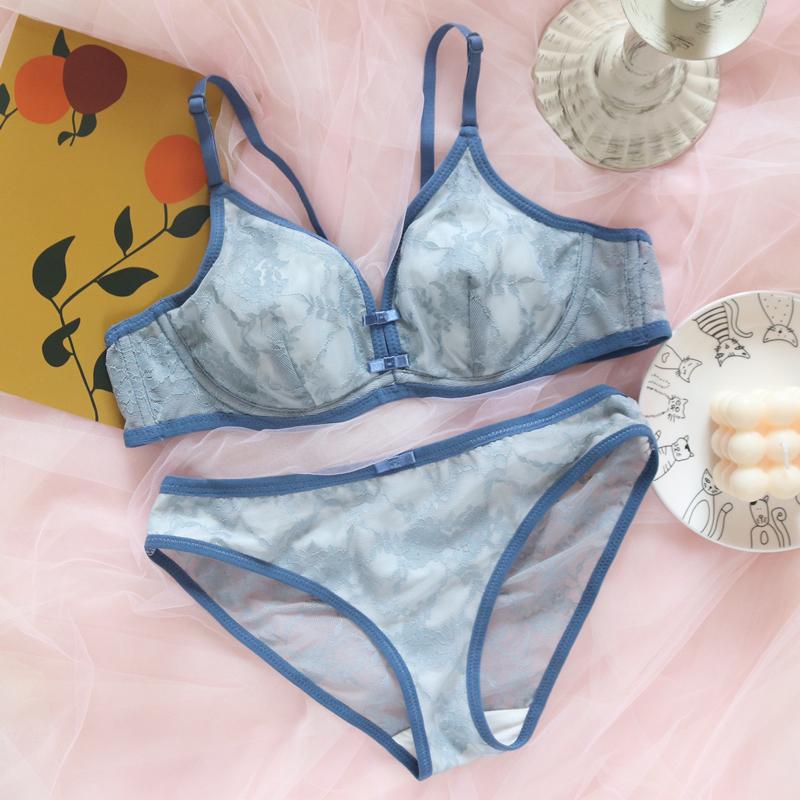 Retro style French lingerie lace sexy cute gathered soft steel ring girl bra set