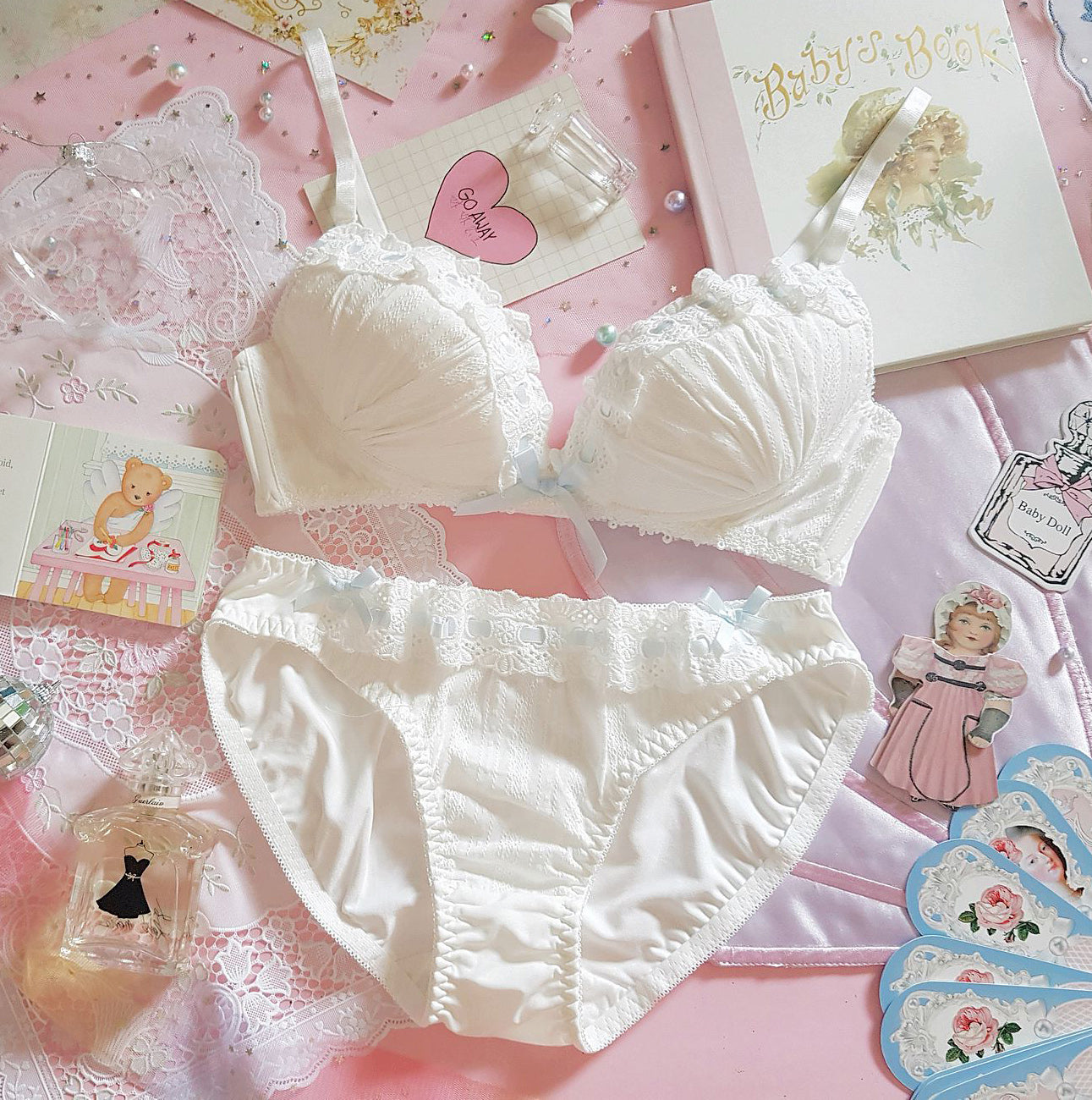 Japanese innocent and pure snowflake embroidery, sweet and cute, underwire gathered thin girly underwear bra