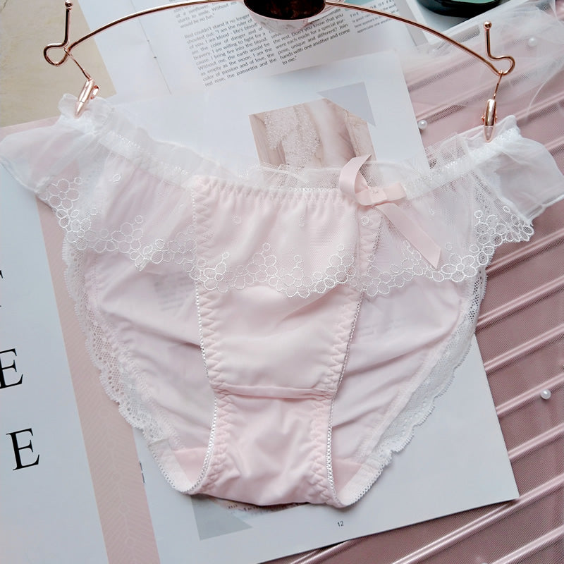 3pcs-Kawaii Cheekie Sweet White Kiss Me Panty