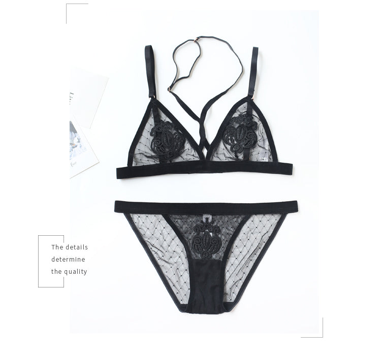 Der Frühling ist auf dem Weg. Blumen-Bralette- und Höschen-Set