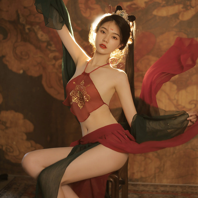 Sexy Chinese Maid