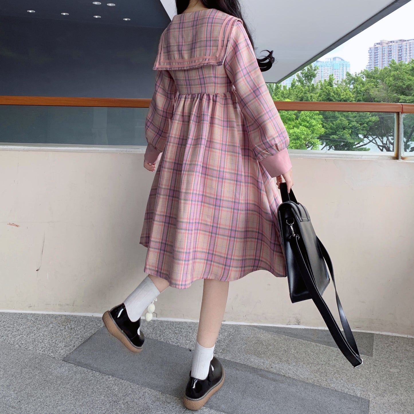 Japanese soft girl sweet navy collar bow stitching long-sleeved plaid dress