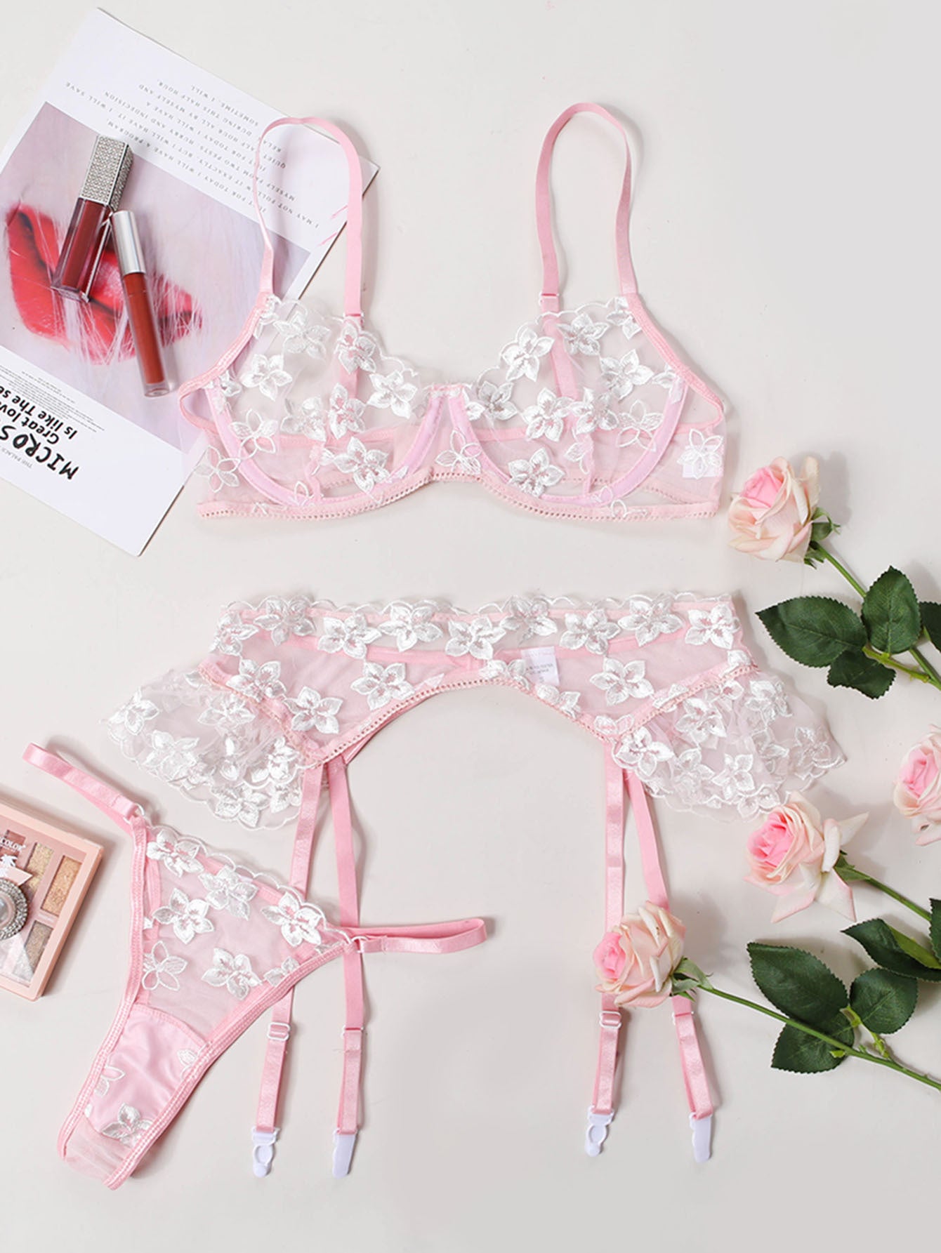 Floral French Lace Wire Free Bra Underwear Set - Pink